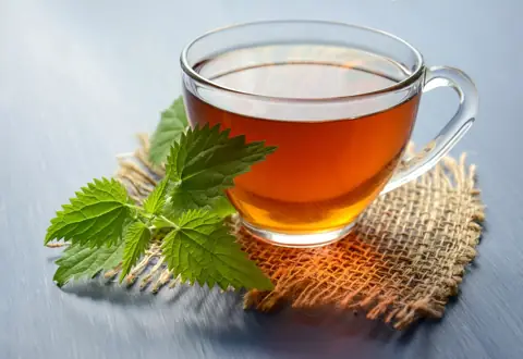 Maigrir à la ménopause quand le sommeil haché creuse la faim